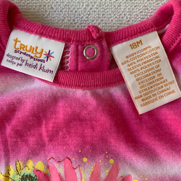 TRULY SCRUMPTIOUS BY HEIDI KLUM-LIKE NEW! Short outfit PINK/white 18M - Picture 4 of 6